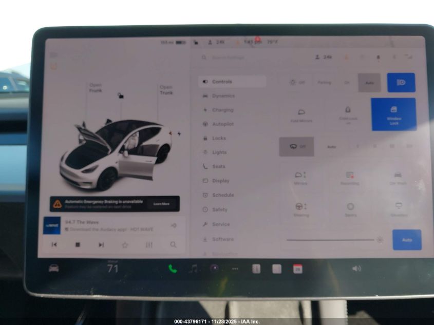 2021 Tesla Model Y Long Range Dual Motor All-Wheel Drive VIN: 5YJYGAEE3MF228235 Lot: 43796171