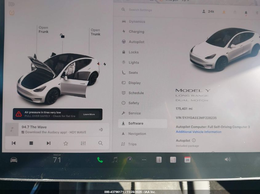 2021 Tesla Model Y Long Range Dual Motor All-Wheel Drive VIN: 5YJYGAEE3MF228235 Lot: 43796171