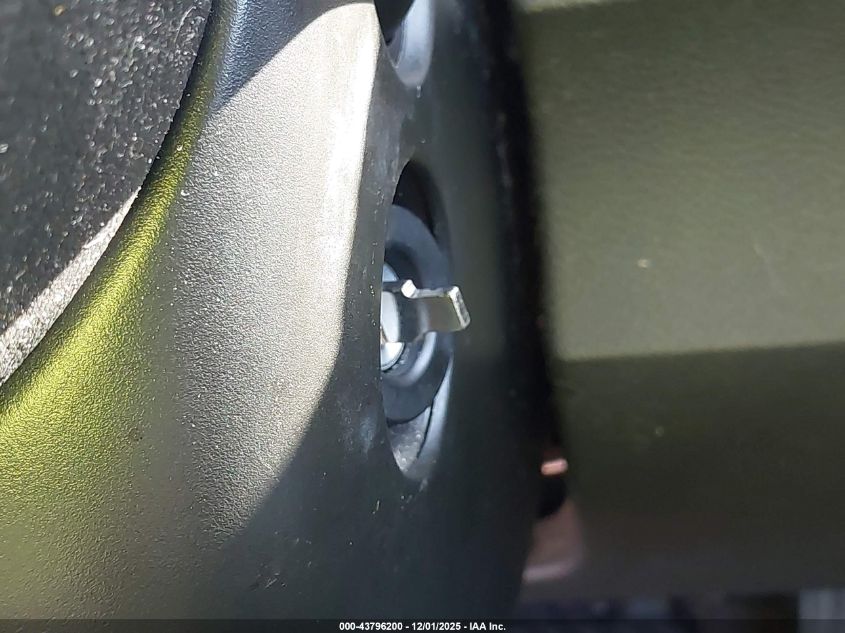 2007 Volkswagen Rabbit 2-Door VIN: WVWBR71K87W231730 Lot: 43796200