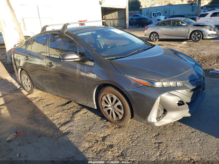 TOYOTA PRIUS PRIME LE