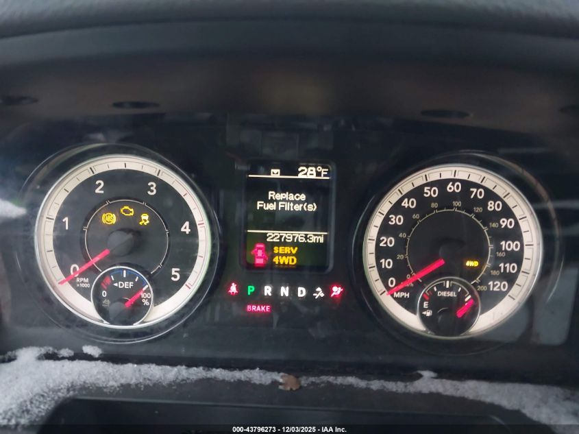 2018 Ram 3500 Tradesman 4X4 8' Box VIN: 3C63R3GL5JG299350 Lot: 43796273