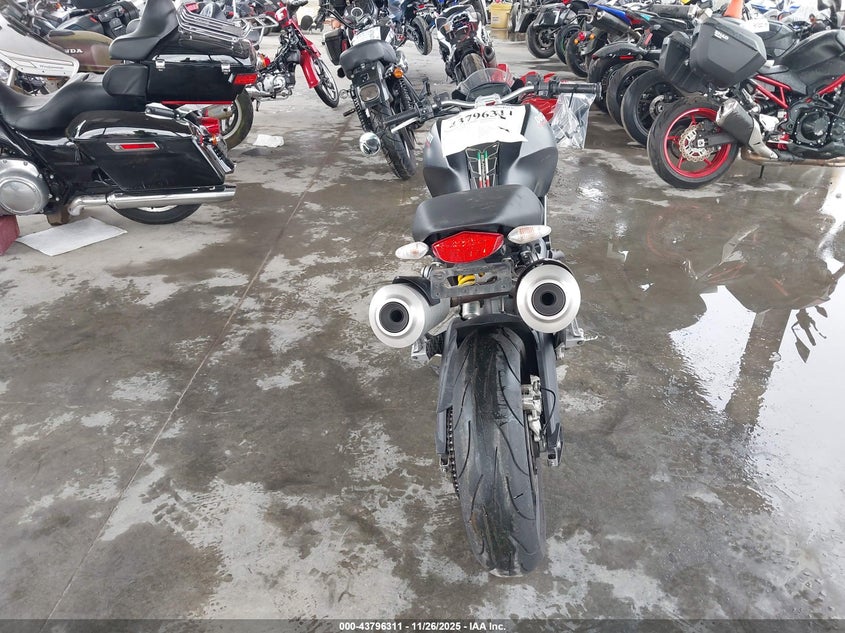 2012 Ducati Monster 696 VIN: ZDM1RADN2CB053219 Lot: 43796311