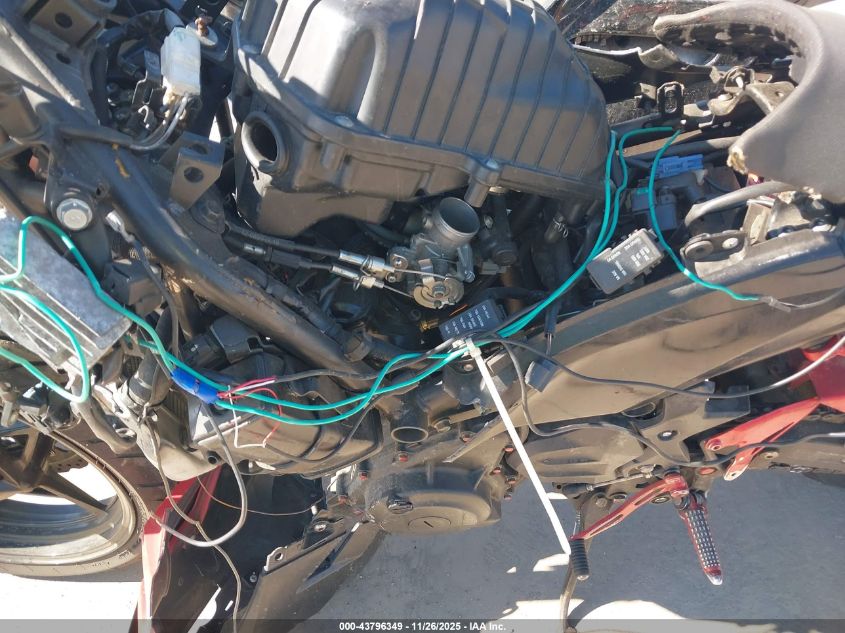 2021 Kawasaki Ex400 VIN: JKAEXKG12MDAA9883 Lot: 43796349