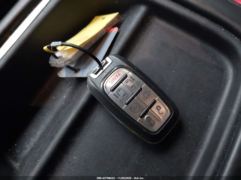 2023 Chrysler Pacifica Touring VIN: 2C4RC1FG3PR555646 Lot: 43796432