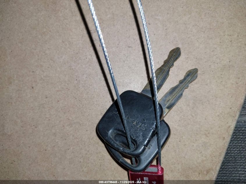 2001 Ford F-150 Lariat/Xl/Xlt VIN: 1FTRX18W01NB18930 Lot: 43796445