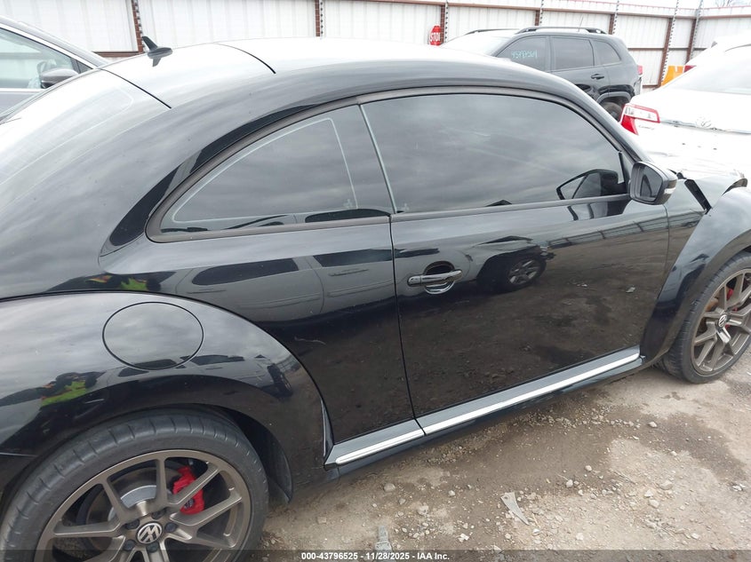 2012 Volkswagen Beetle 2.0T VIN: 3VWV67AT7CM644082 Lot: 43796525