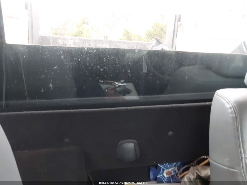 2016 Ford F-350 Chassis Xl VIN: 1FDRF3H63GEC96253 Lot: 43796574