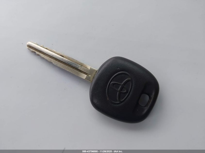 2004 Toyota Camry Le V6 VIN: 4T1BF32K64U077411 Lot: 43796588