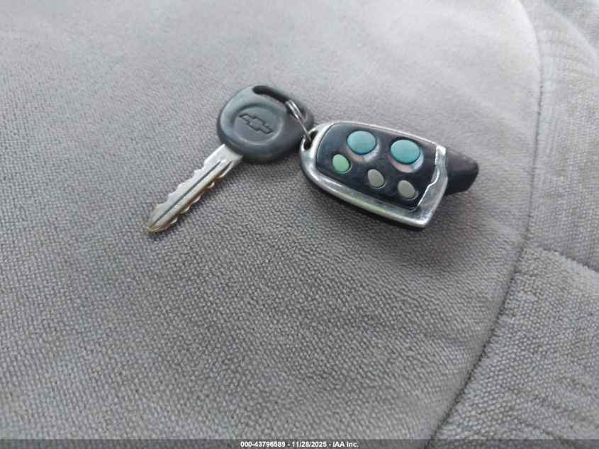 2003 Chevrolet Astro Upfitter VIN: 1GBDM19X53B107716 Lot: 43796589