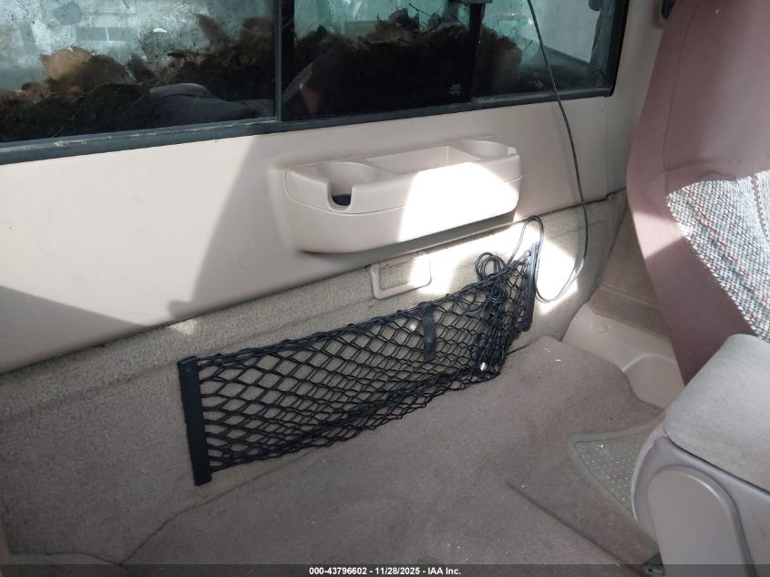 1998 Mazda B3000 Se VIN: 4F4ZR17U8WTM42082 Lot: 43796602