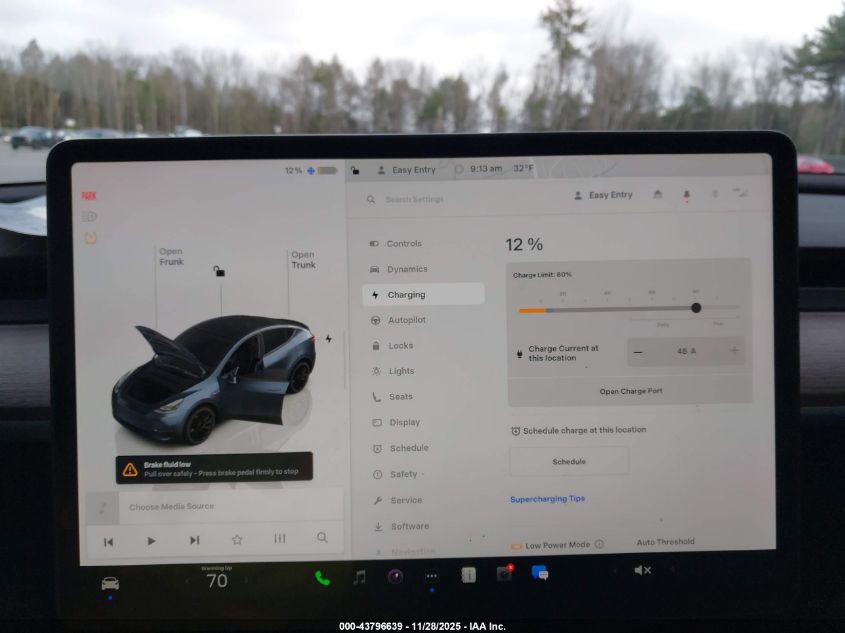 2024 Tesla Model Y Performance Dual Motor All-Wheel Drive VIN: 7SAYGDEF5RA328497 Lot: 43796639