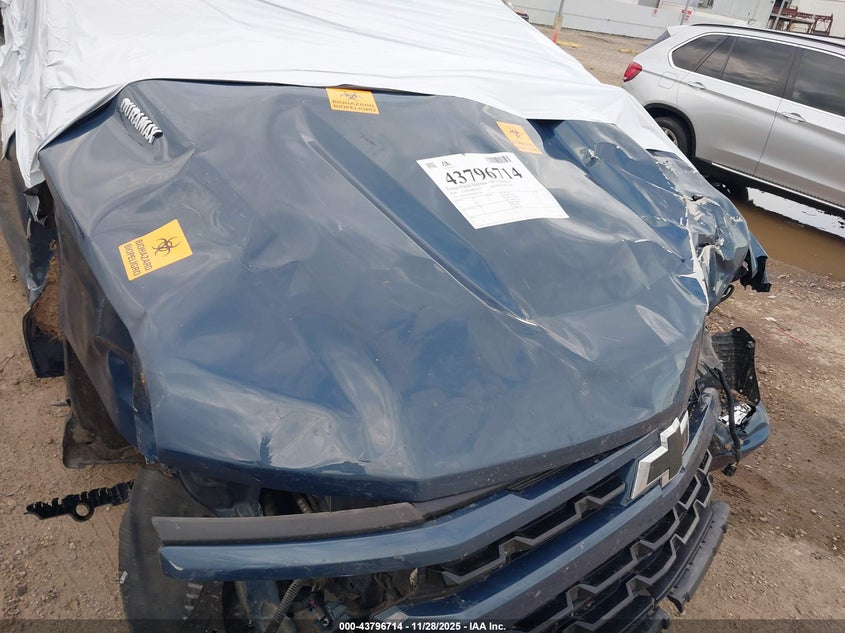 2024 Chevrolet Silverado 1500 4Wd Short Bed Rst VIN: 1GCUDEE81RZ227594 Lot: 43796714