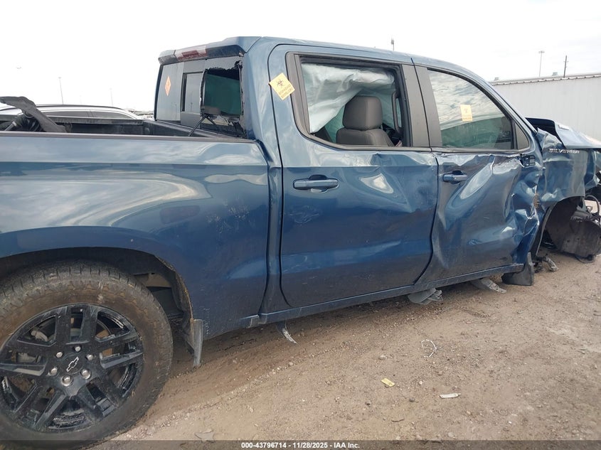 2024 Chevrolet Silverado 1500 4Wd Short Bed Rst VIN: 1GCUDEE81RZ227594 Lot: 43796714