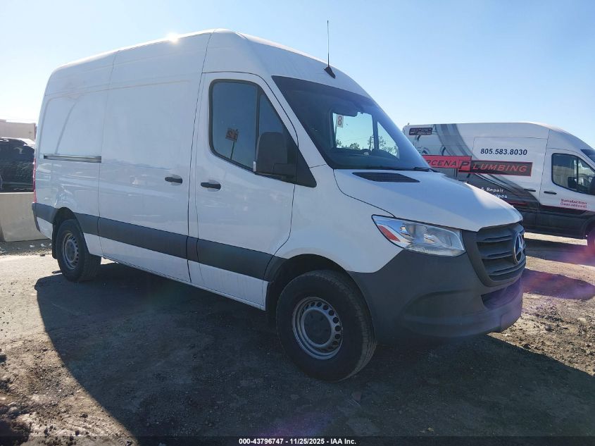 MERCEDES-BENZ SPRINTER STANDARD ROOF I4