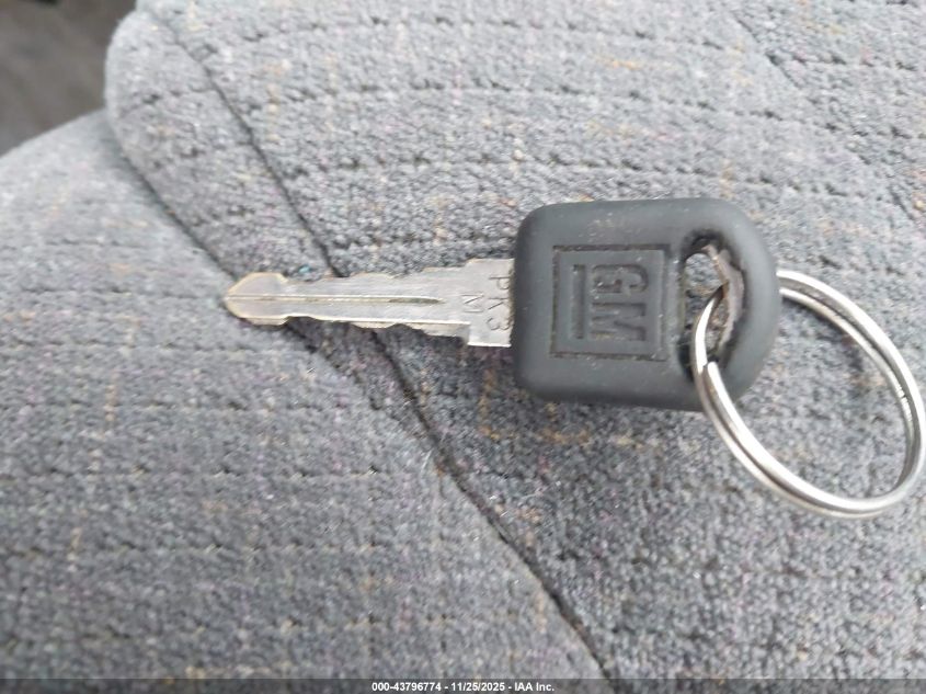 2000 Pontiac Grand Prix Gt VIN: 1G2WP12K8YF154074 Lot: 43796774