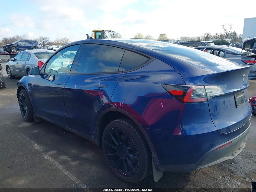 2023 Tesla Model Y Awd/Long Range Dual Motor All-Wheel Drive VIN: 7SAYGDEE1PA142167 Lot: 43796818