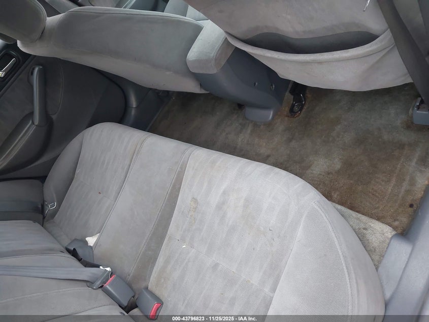 2004 Honda Civic Lx VIN: 2HGES16534H555990 Lot: 43796823