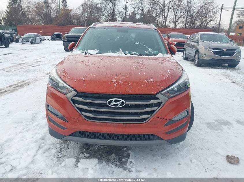 KM8J33A28GU200488 2016 HYUNDAI TUCSON photo no. 11