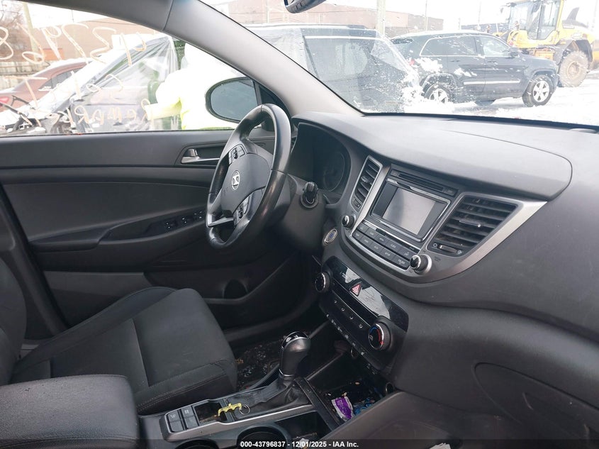 KM8J33A28GU200488 2016 HYUNDAI TUCSON photo no. 5