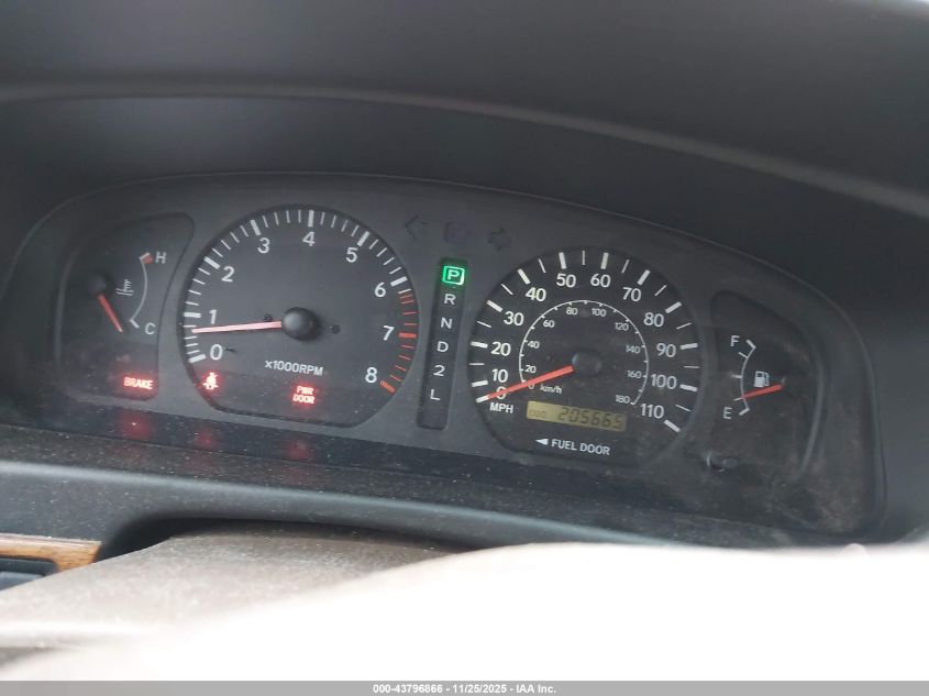 2000 Toyota Sienna Xle VIN: 4T3ZF13C0YU304373 Lot: 43796866