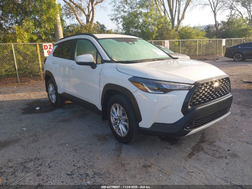 TOYOTA COROLLA CROSS LE