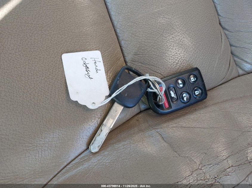 2008 Honda Odyssey Touring VIN: 5FNRL38848B007539 Lot: 43796914