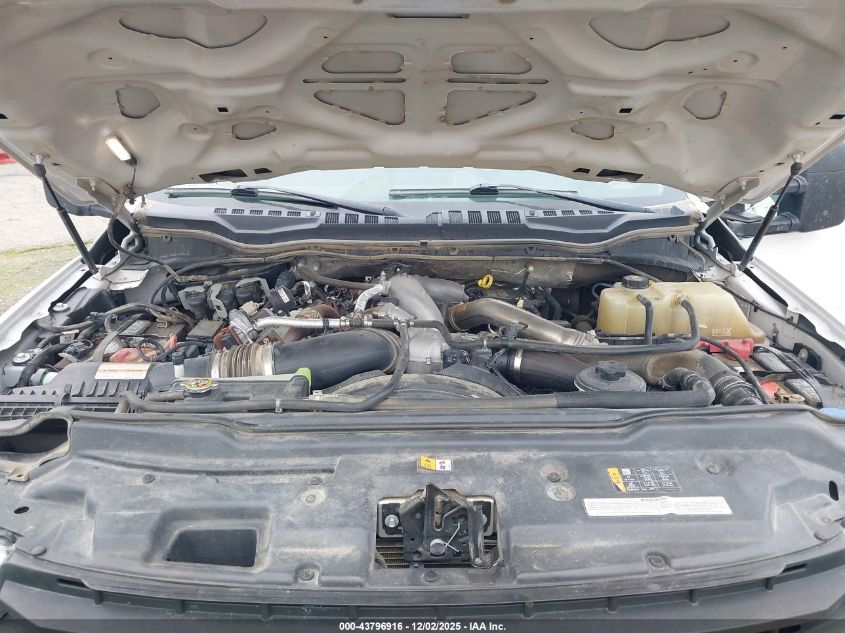 2021 Ford F-450 Chassis Xl VIN: 1FD0X4GT1MEC43677 Lot: 43796916