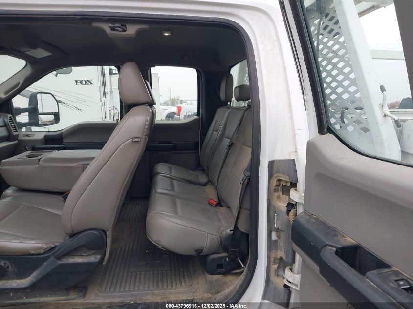 2021 Ford F-450 Chassis Xl VIN: 1FD0X4GT1MEC43677 Lot: 43796916