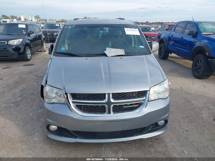 2017 Dodge Grand Caravan Sxt VIN: 2C4RDGCG8HR765729 Lot: 43796944