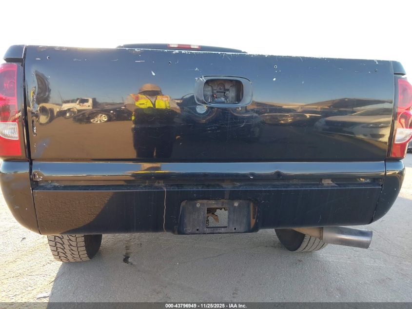 2003 Chevrolet Silverado 1500 Ls VIN: 2GCEC19V131154663 Lot: 43796949