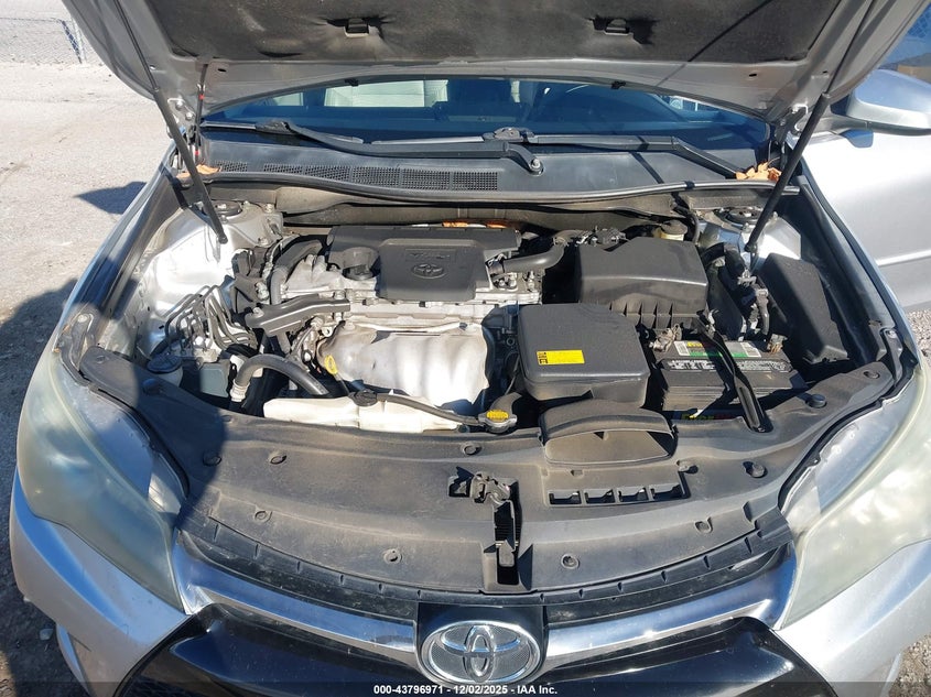 4T1BF1FK7FU475793 2015 TOYOTA CAMRY photo no. 10