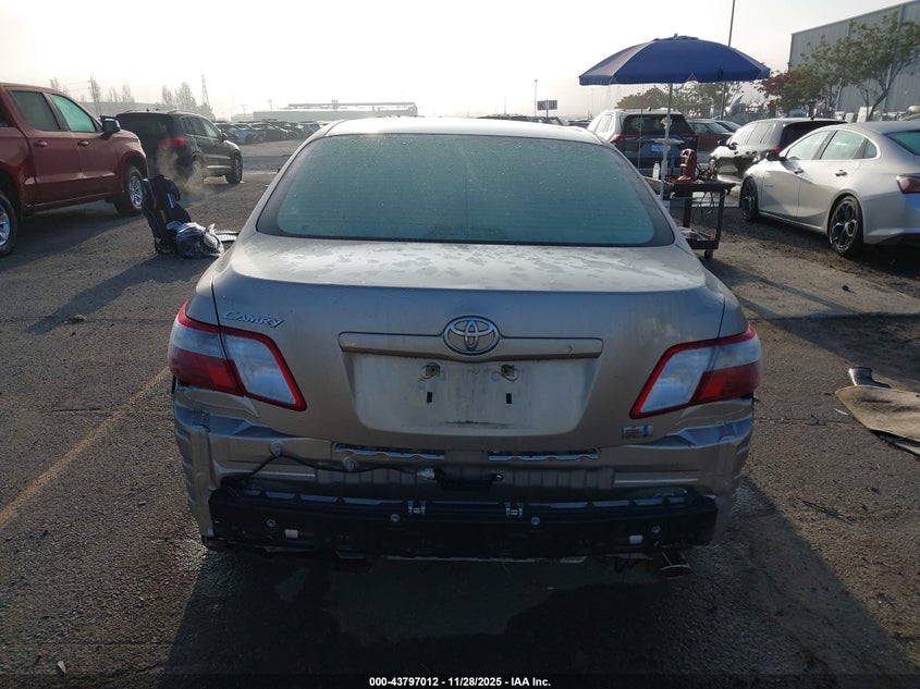 2007 Toyota Camry Hybrid VIN: JTNBB46K573027587 Lot: 43797012