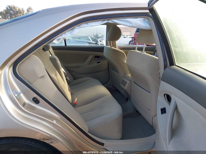 2007 Toyota Camry Hybrid VIN: JTNBB46K573027587 Lot: 43797012