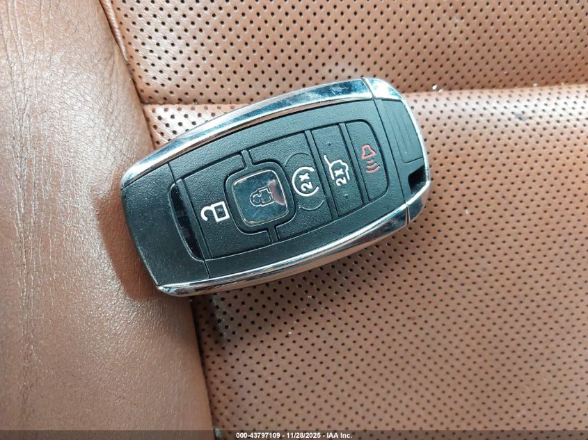 2018 Lincoln Navigator L Reserve VIN: 5LMJJ3LT0JEL21333 Lot: 43797109