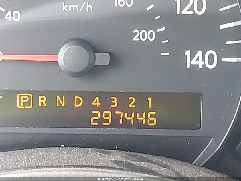 2004 Nissan Pathfinder Armada Le VIN: 5N1AA08A04N746273 Lot: 43797127