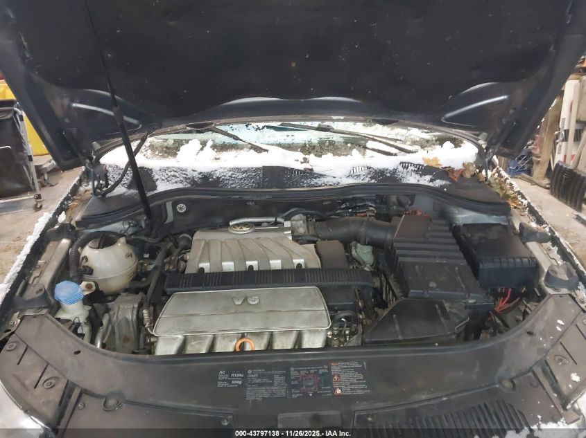 2007 Volkswagen Passat 3.6 VIN: WVWCU73CX7E013626 Lot: 43797138