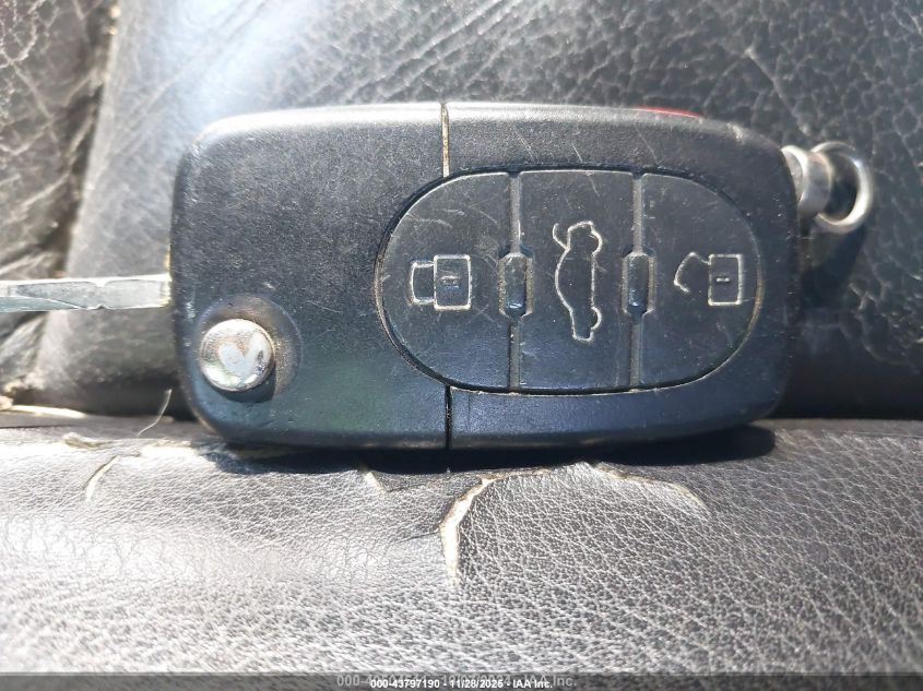 2003 Audi A4 1.8T VIN: WAULC68E03A196735 Lot: 43797190