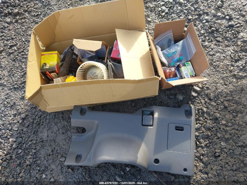 2002 Toyota Tacoma VIN: 5TEPM62N02Z081728 Lot: 43797222