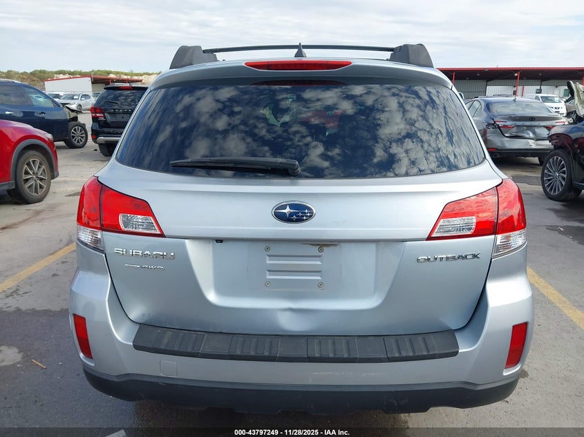 2014 Subaru Outback 2.5I Premium VIN: 4S4BRCDC1E3233472 Lot: 43797249