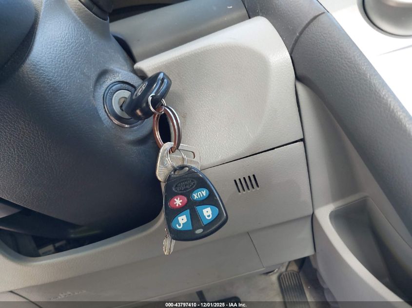 2009 Toyota Camry Le VIN: 4T1BE46K99U412011 Lot: 43797410