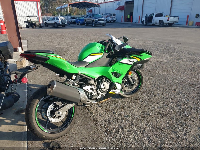 2025 Kawasaki Ex500 H VIN: ML5EXGH1XSDA62165 Lot: 43797426