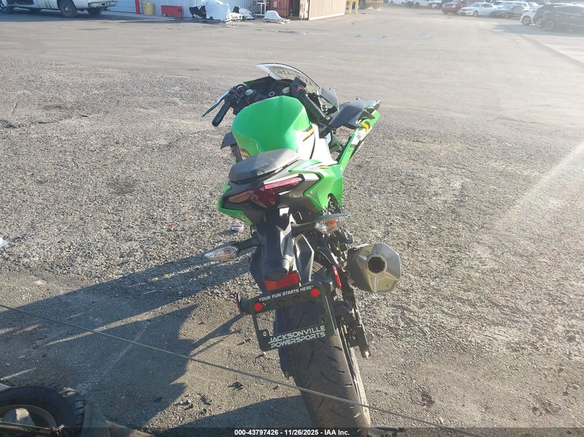 2025 Kawasaki Ex500 H VIN: ML5EXGH1XSDA62165 Lot: 43797426