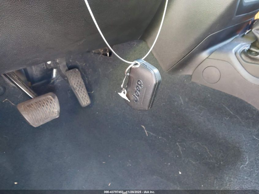 2020 Jeep Wrangler Unlimited Sahara VIN: 1C4HJXEN9LW125402 Lot: 43797453