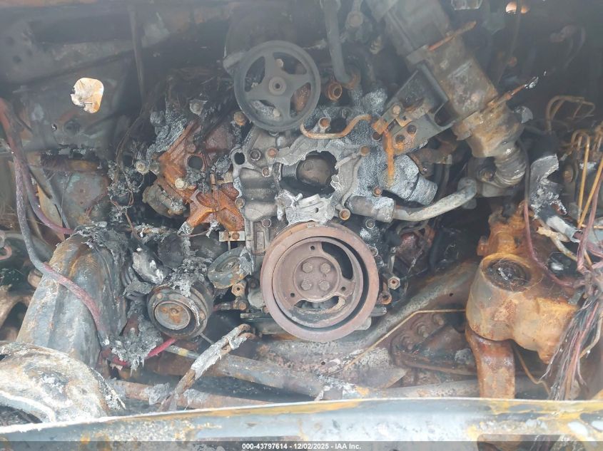 2008 Ford F-550 Chassis Xl/Xlt VIN: 1FDAF57RX8EC68388 Lot: 43797614