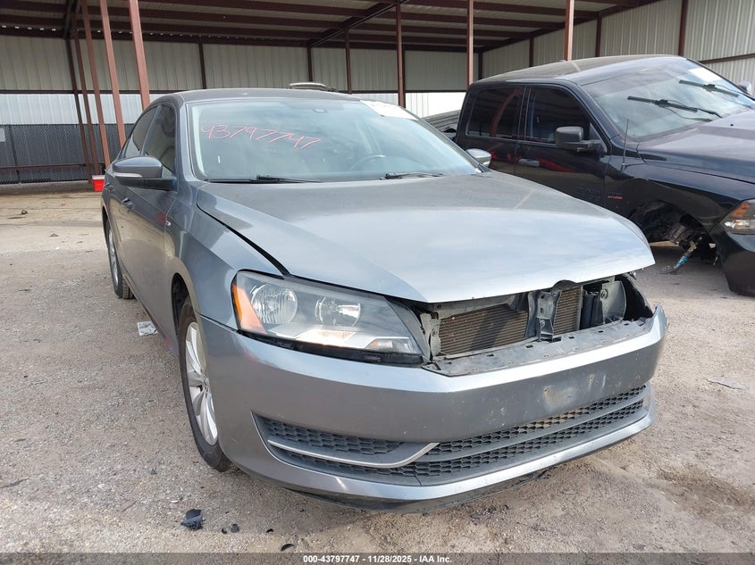 VOLKSWAGEN PASSAT 1.8T WOLFSBURG EDITION