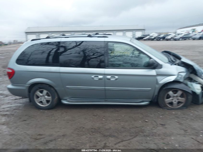 2005 Dodge Grand Caravan Sxt VIN: 2D8GP44L25R241921 Lot: 43797794