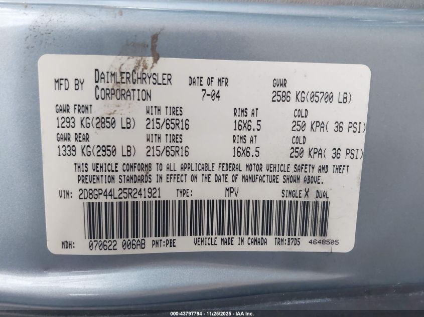2005 Dodge Grand Caravan Sxt VIN: 2D8GP44L25R241921 Lot: 43797794
