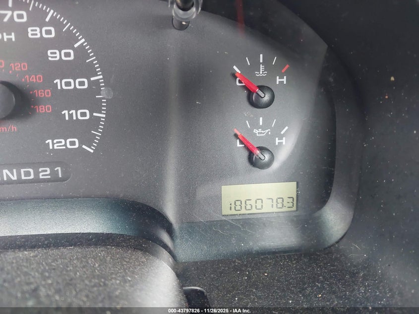 2005 Ford F-150 Stx/Xl/Xlt VIN: 1FTRF12255NB51355 Lot: 43797826