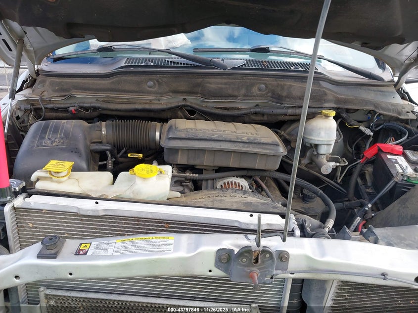 2007 Dodge Ram 1500 Slt VIN: 1D7HA18P17S172694 Lot: 43797846