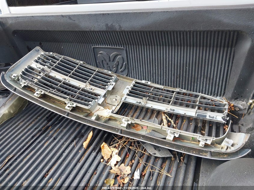 2007 Dodge Ram 1500 Slt VIN: 1D7HA18P17S172694 Lot: 43797846